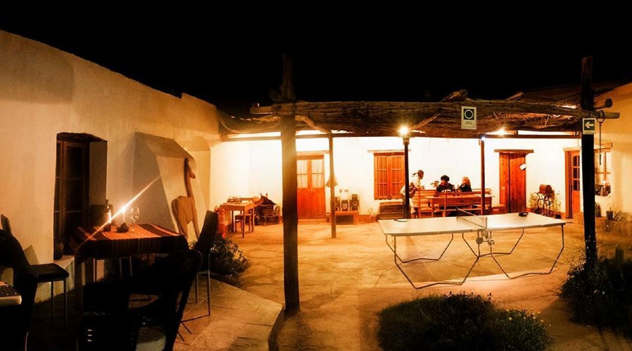 La Casa Del Pueblo Hostal San Pedro de Atacama Bagian luar foto