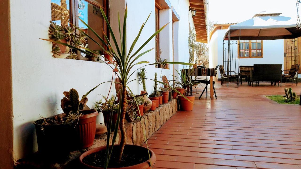 La Casa Del Pueblo Hostal San Pedro de Atacama Bagian luar foto